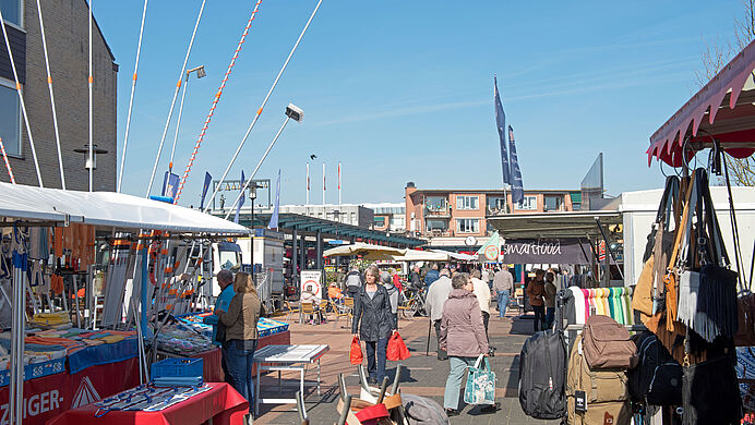 csm_KES_3497_Centrumwaard_markt_b948a8df6d