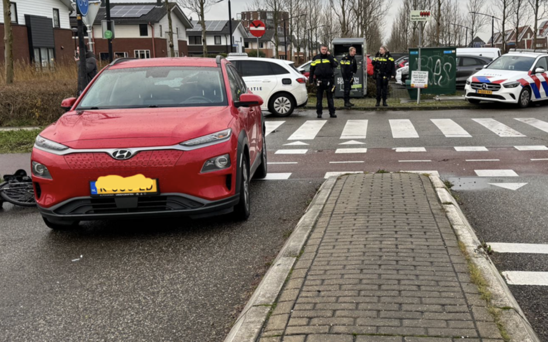 Fietser zwaargewond na aanrijding steigerdijk Heerhugowaard