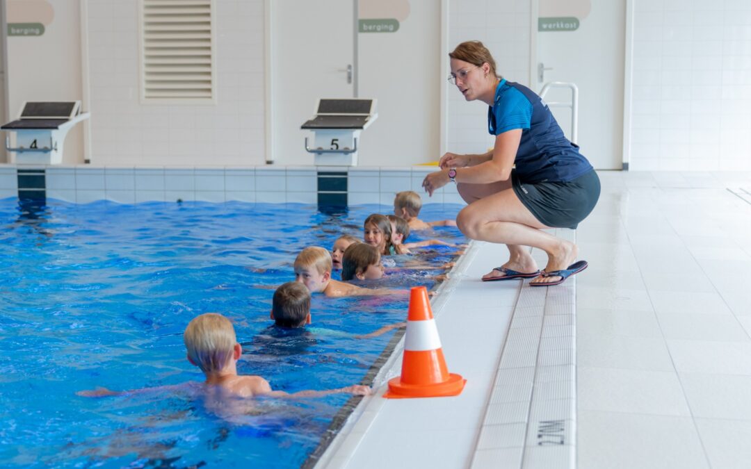In oktober start in Alkmaar een opleiding tot zwemonderwijzer.