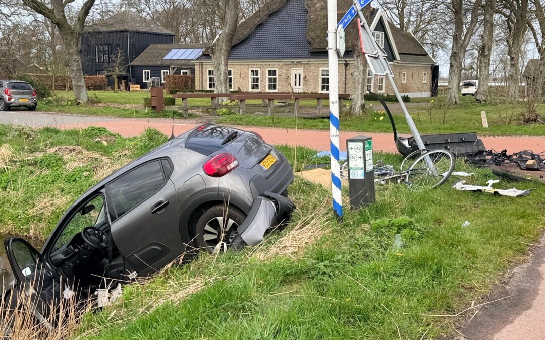 update: Twee gewonden naar het ziekenhuis bij ongeval in schagerbrug