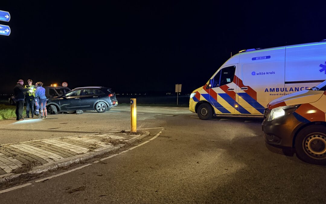 Ongeval bij inhaalactie in Warmenhuizen, meerdere personen nagekeken